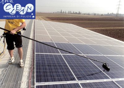 Pulizia pannelli fotovoltaici a Brescia